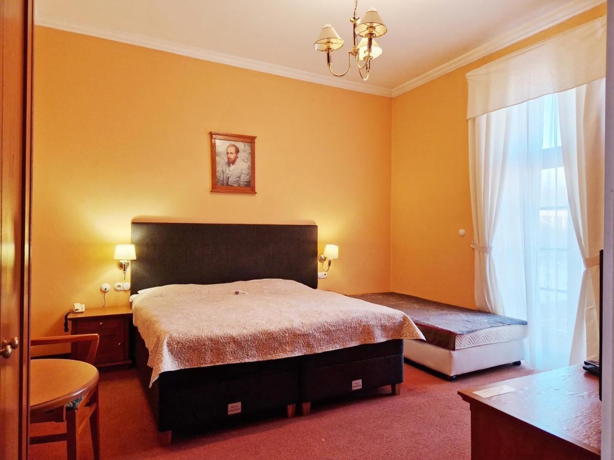 Romantik Hotel Eleonora Tábor Buitenkant foto