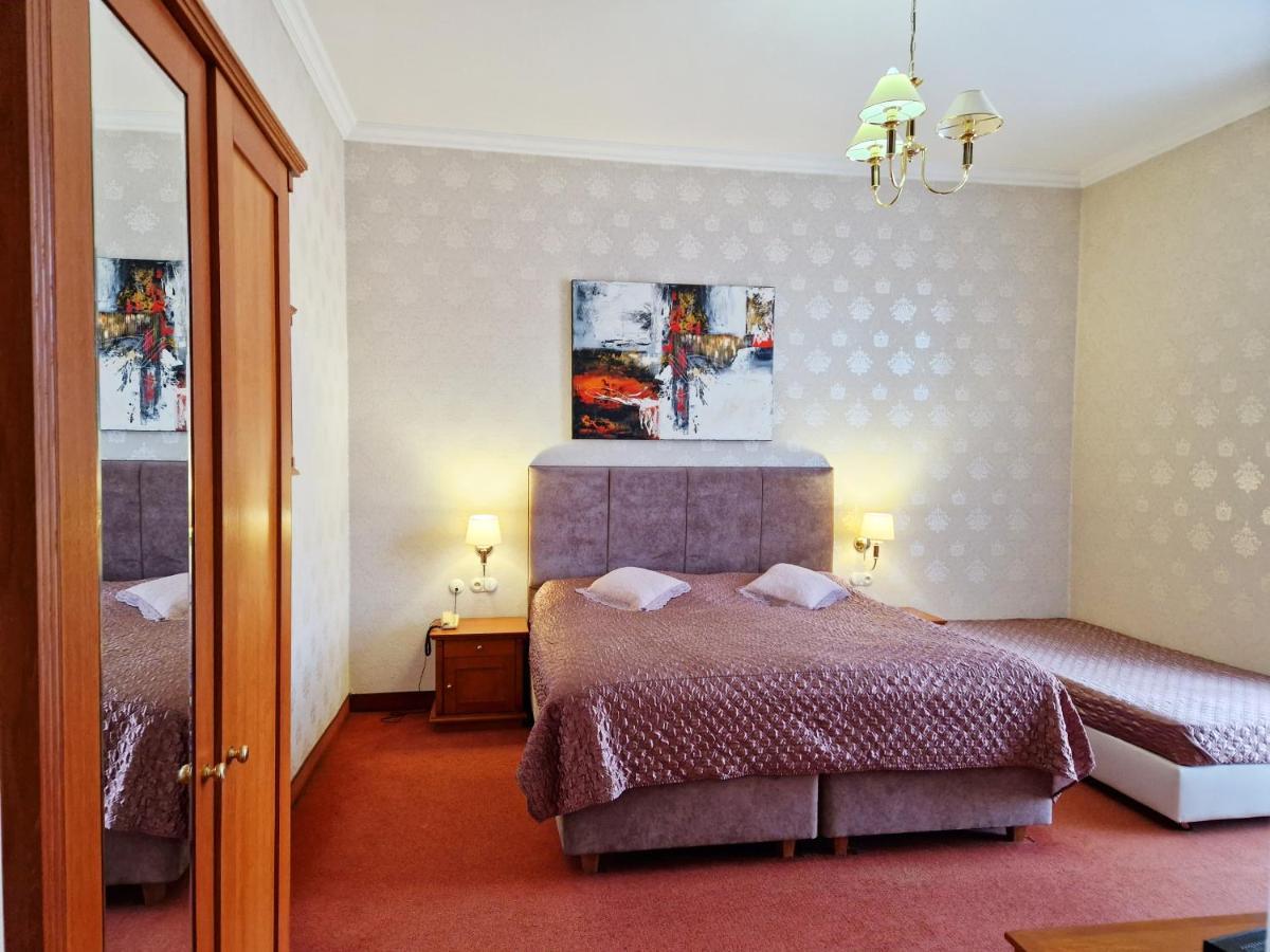 Romantik Hotel Eleonora Tábor Buitenkant foto