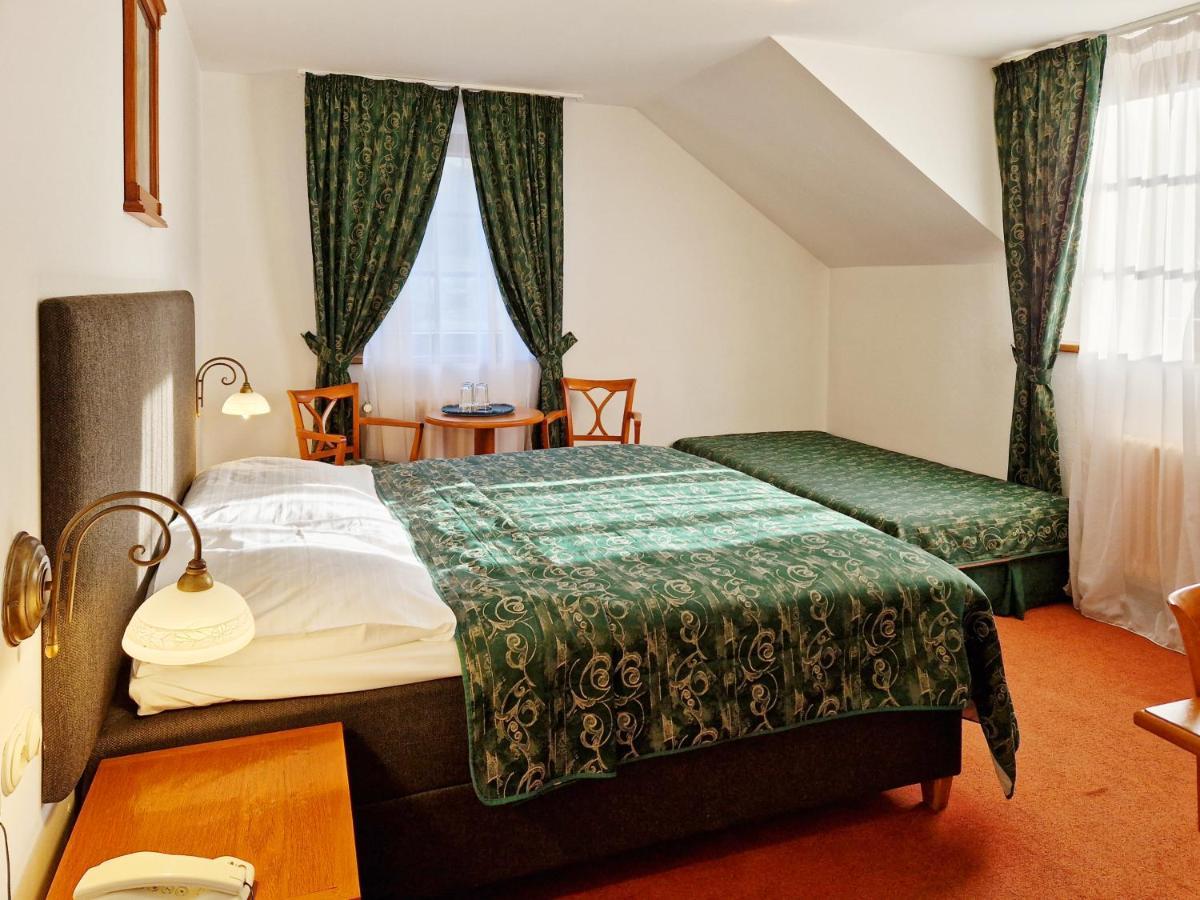 Romantik Hotel Eleonora Tábor Buitenkant foto
