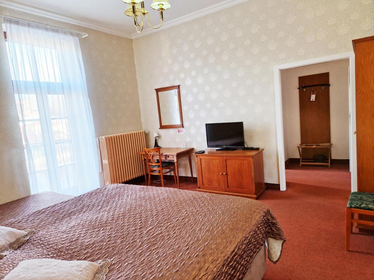 Romantik Hotel Eleonora Tábor Buitenkant foto