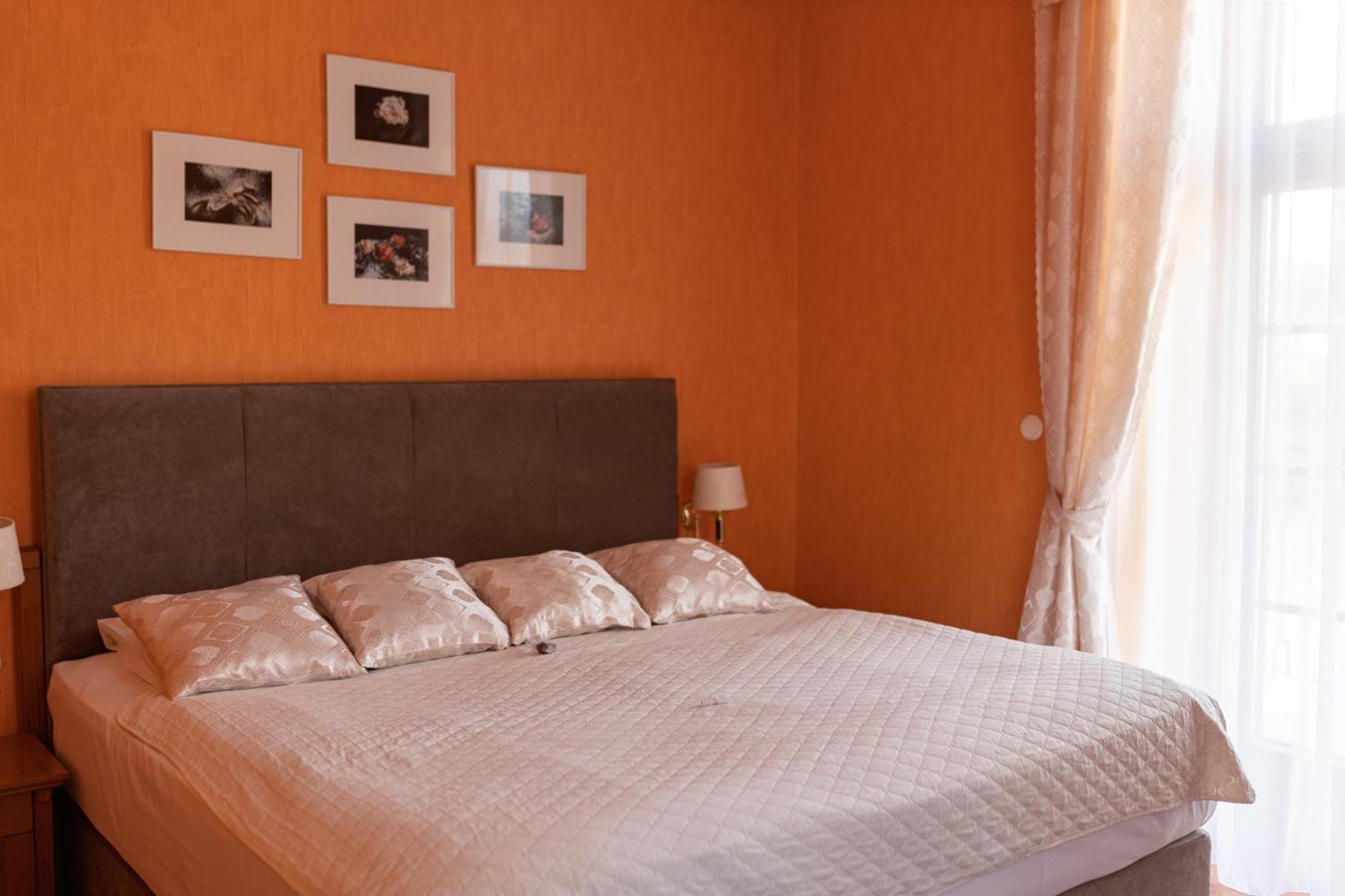 Romantik Hotel Eleonora Tábor Buitenkant foto