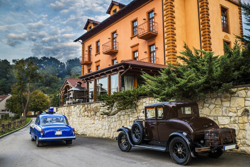 Romantik Hotel Eleonora Tábor Buitenkant foto